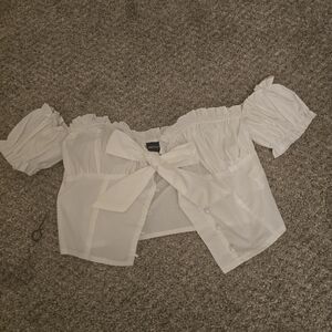 PrettyLittleThing White Puff Sleeve Crop Blouse